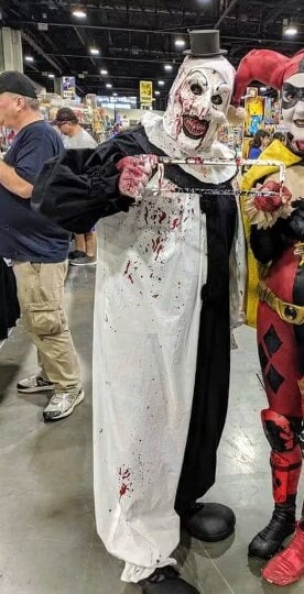 Terrifying Clown Cosplay: Includes one piece suit, collar, & top hat