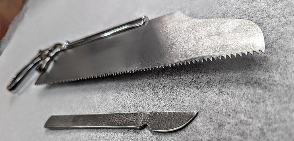 Bloody or Clean Metal Bonesaw