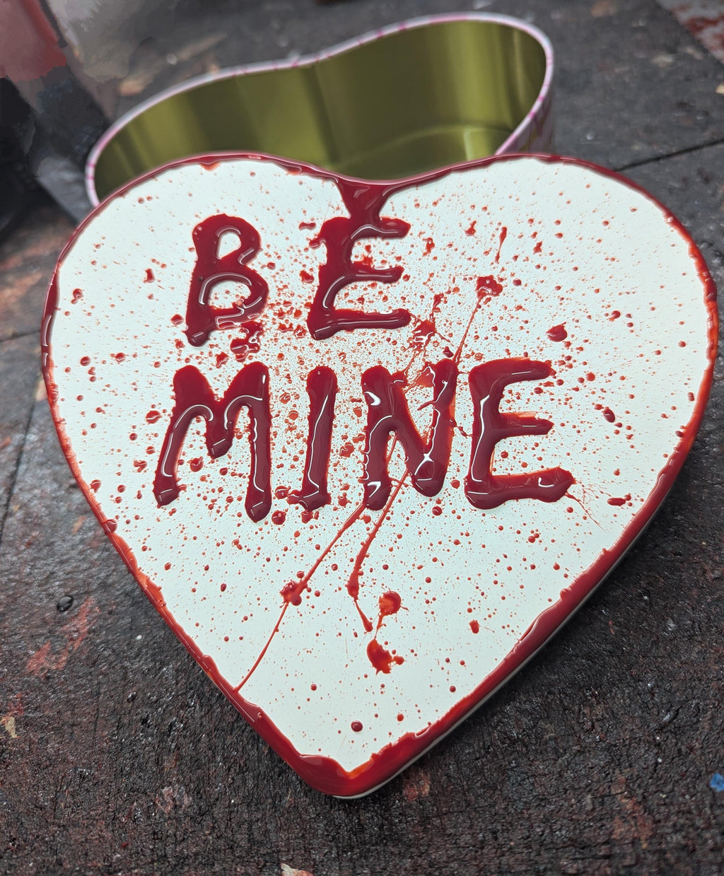 Bloody Valentine's Boxes